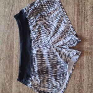 Nike‎ Shorts Medium Lined Athletic Dri Fit Running Logo Womens